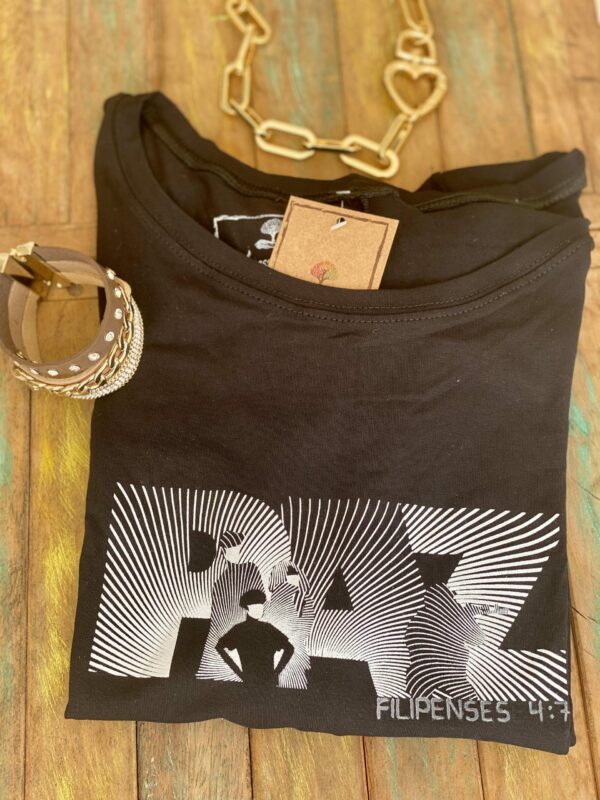 Camiseta longa em visco lycra preta. Filipenses 4:7 - Image 3